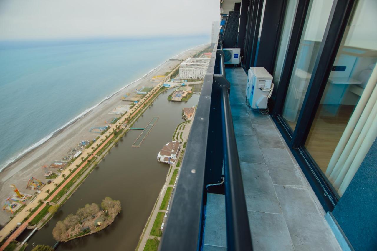 Premium Aparthotel With Sea View Batumi Exterior foto